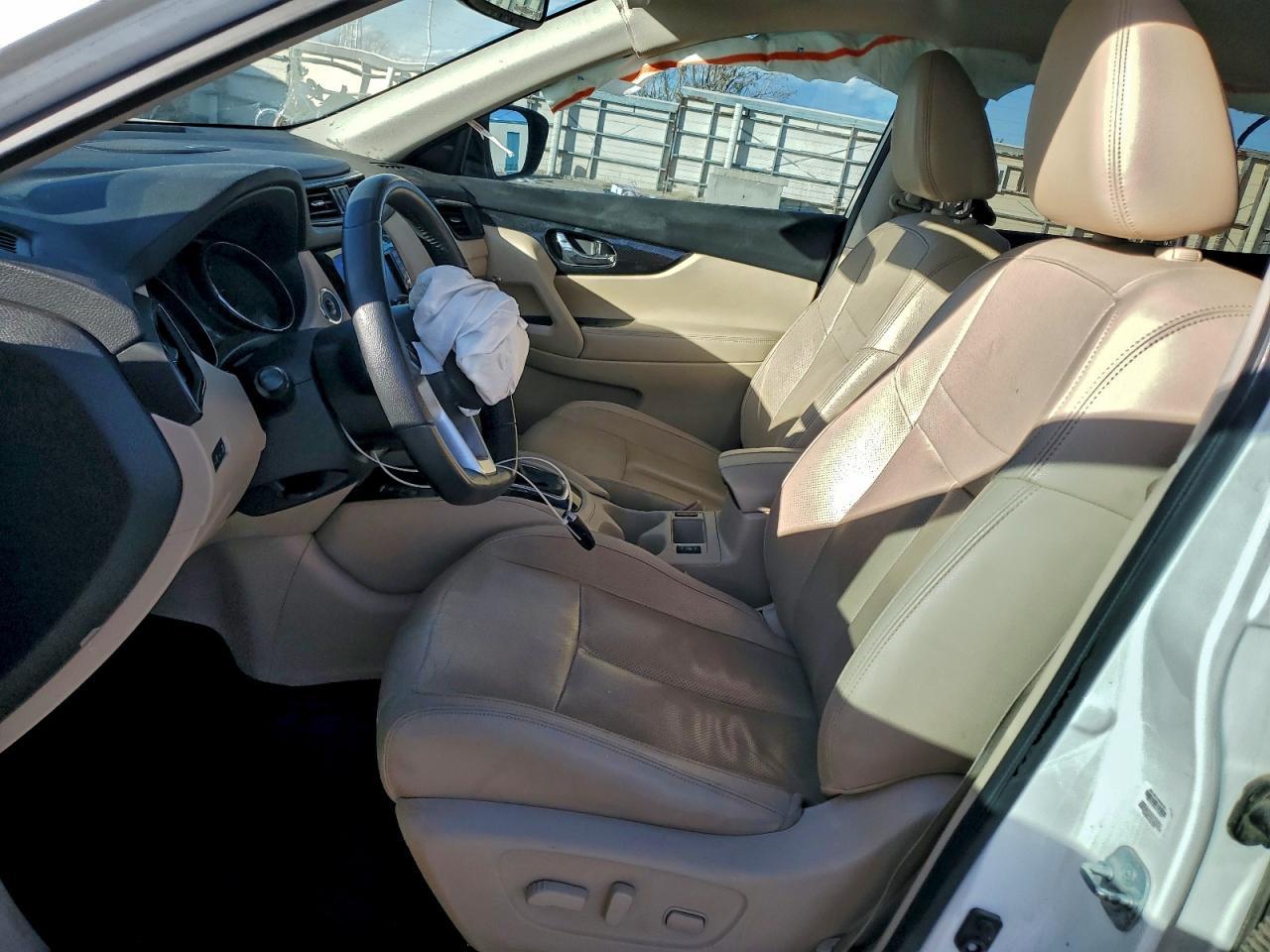 2019 Nissan Rogue S - Image 7