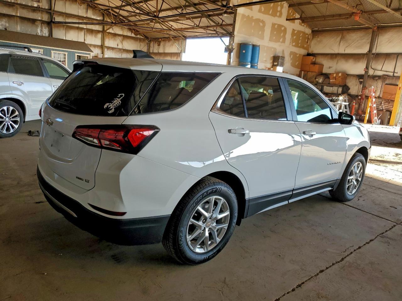 2022 Chevrolet Equinox Lt - Фото 3