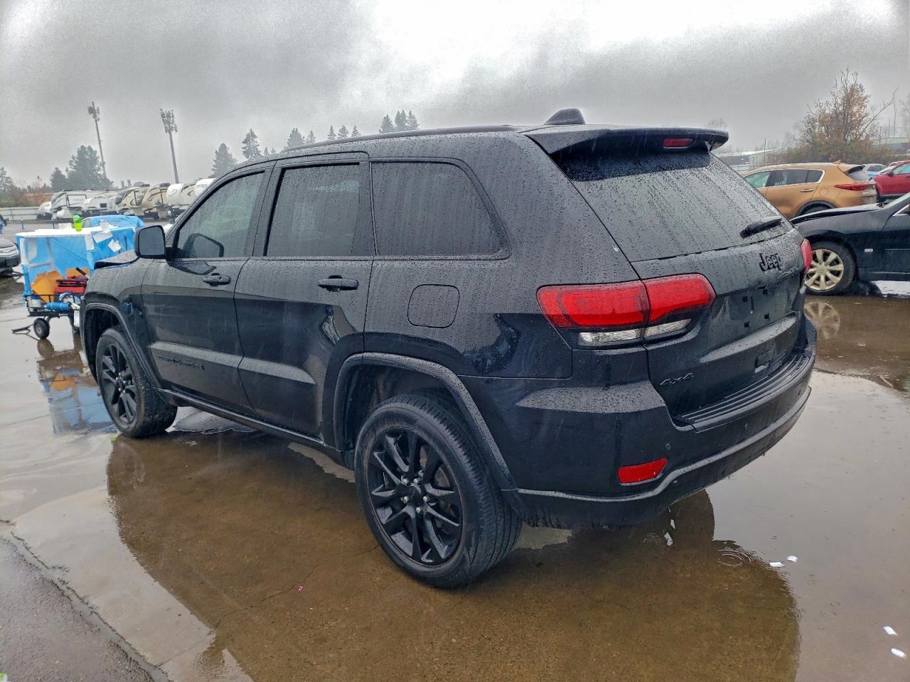 2019 Jeep Grand Cherokee Laredo - Фото 2