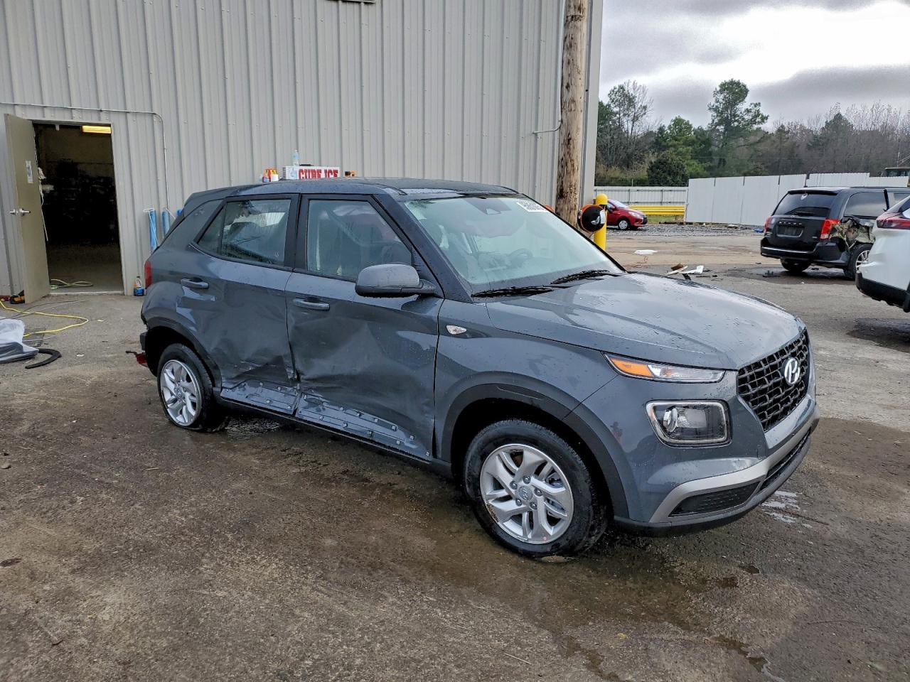 2026 Hyundai Venue - Image 4