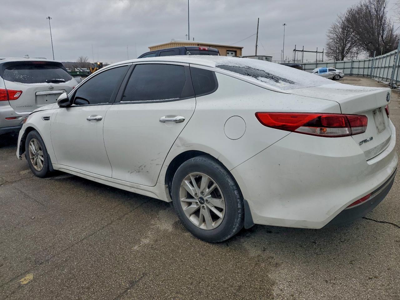 2016 Kia Optima Lx - Фото 2