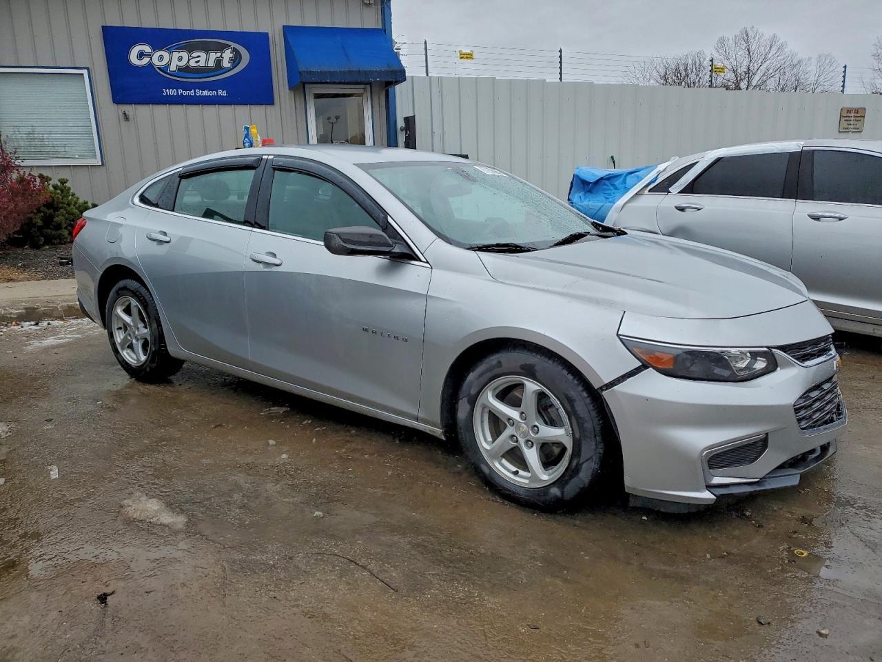 2017 Chevrolet Malibu Ls - Image 4