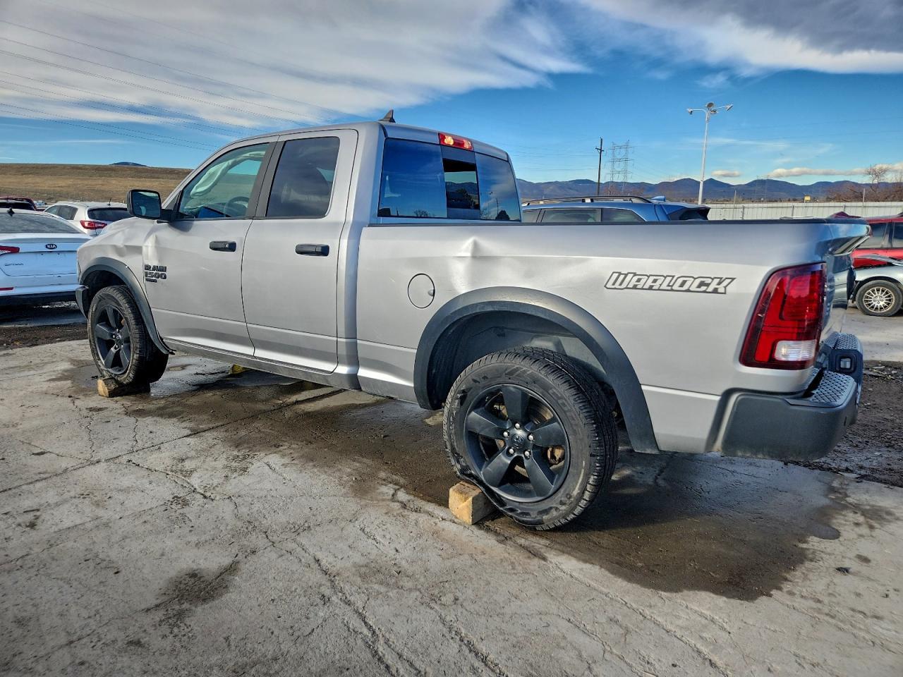 2020 Ram 1500 Classic Warlock - Фото 2