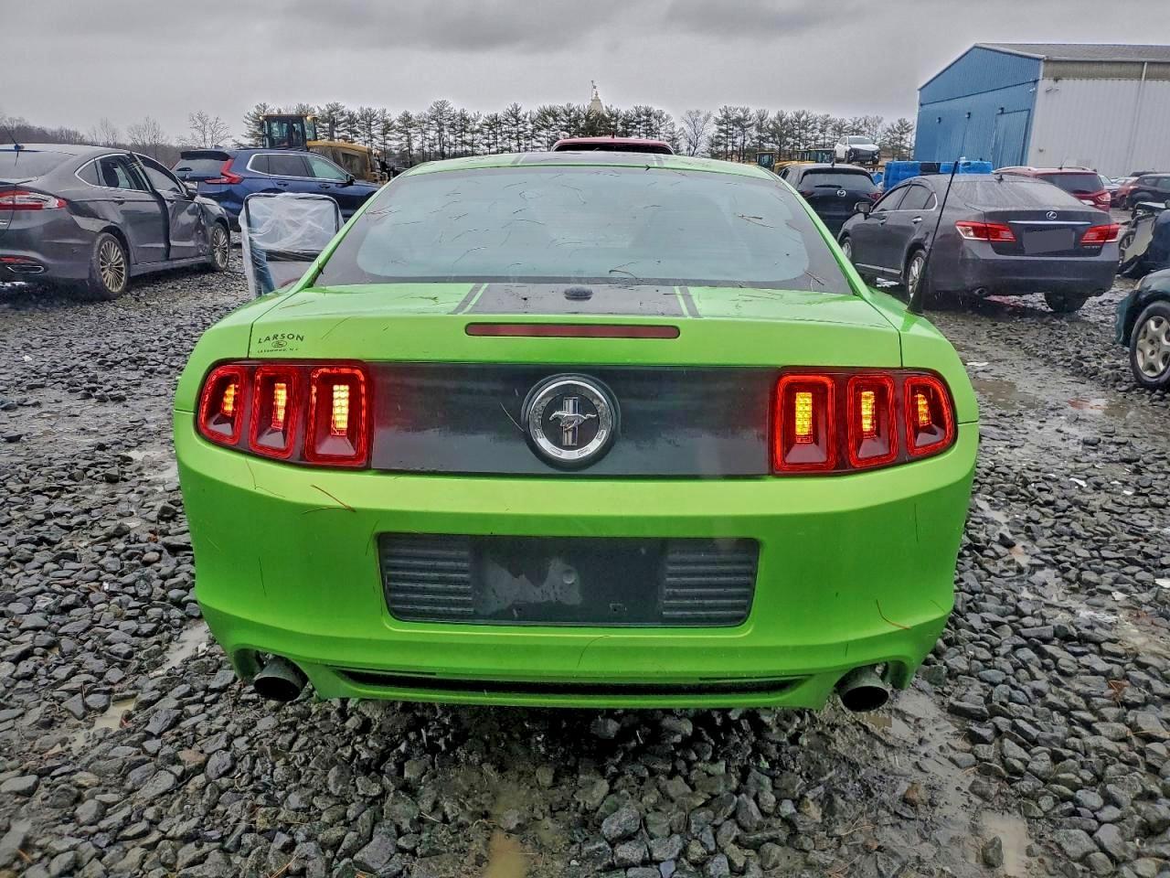 2013 Ford Mustang - Фото 6