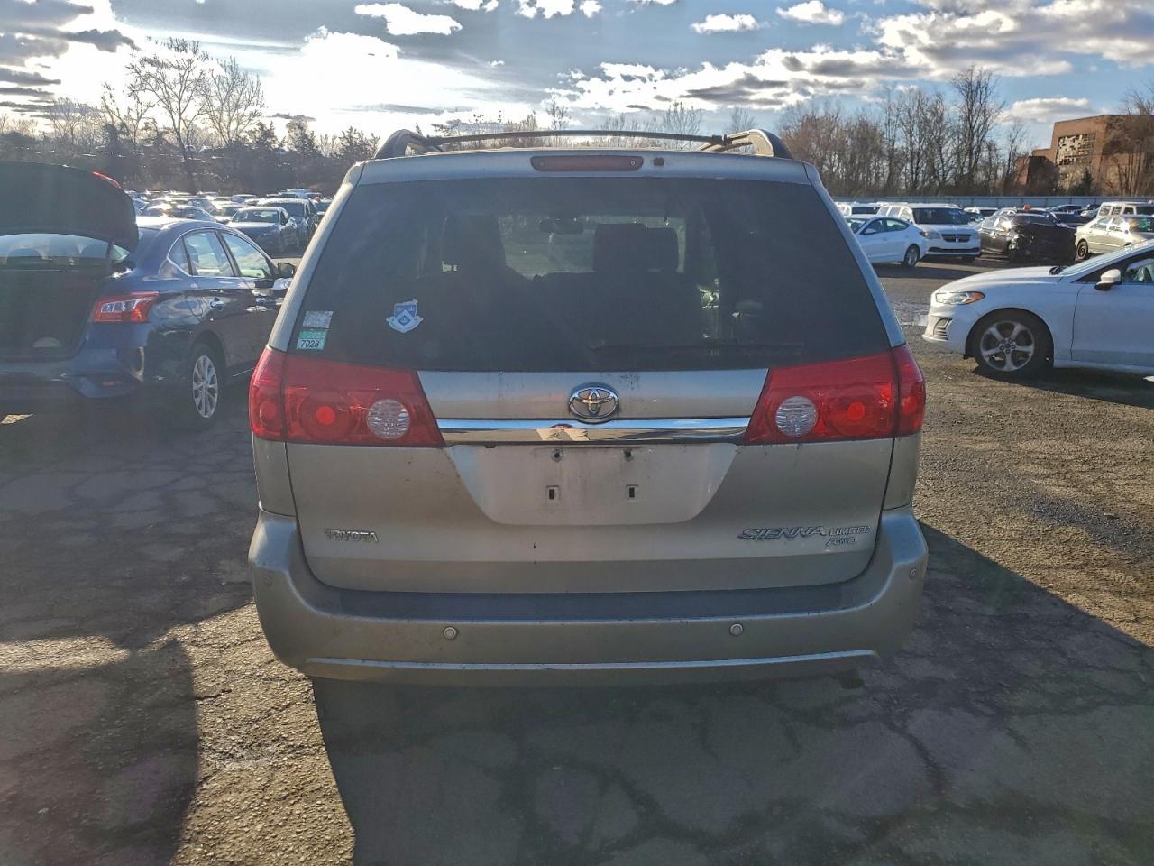 2008 Toyota Sienna Xle - Фото 6