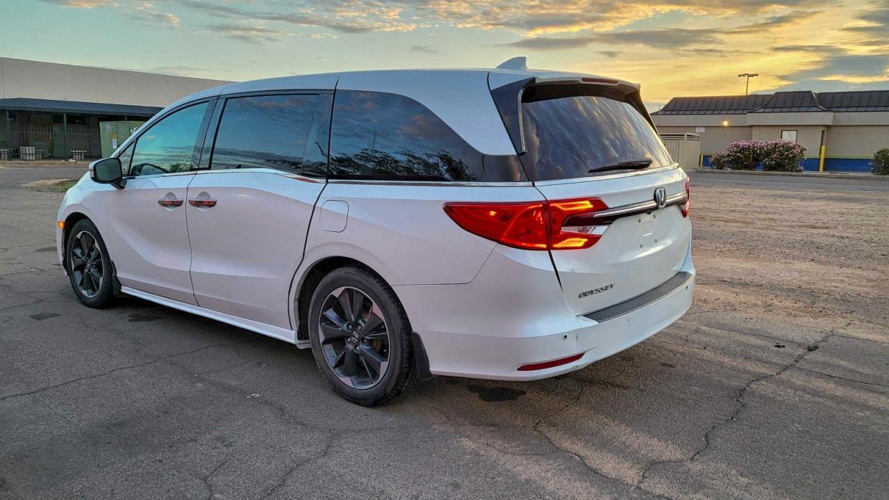 2022 Honda Odyssey Elite - Фото 3