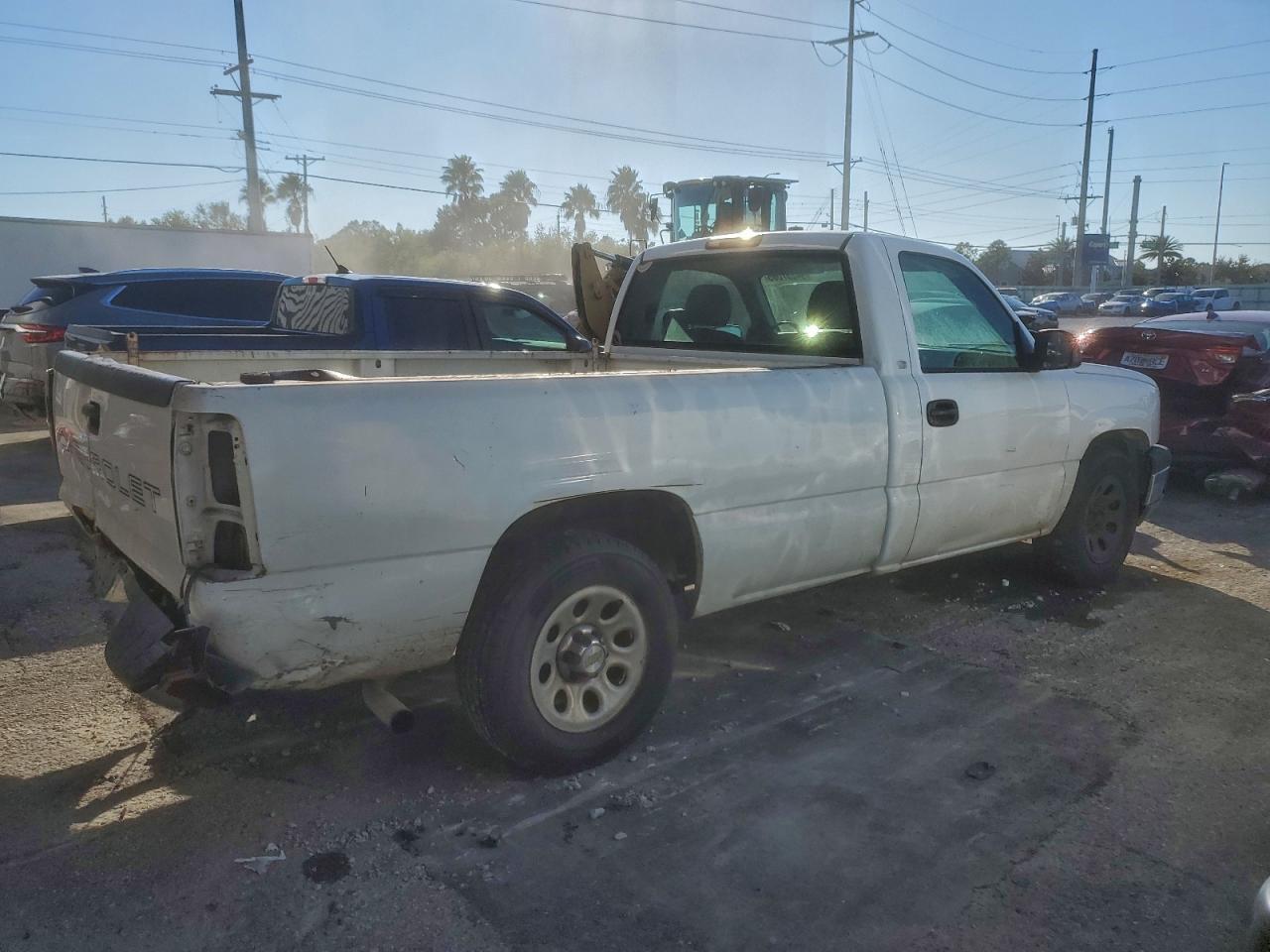2005 Chevrolet Silverado C1500 - Фото 3