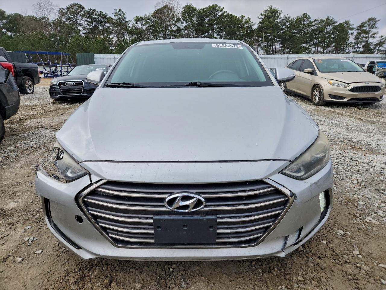 2017 Hyundai Elantra Se - Image 5