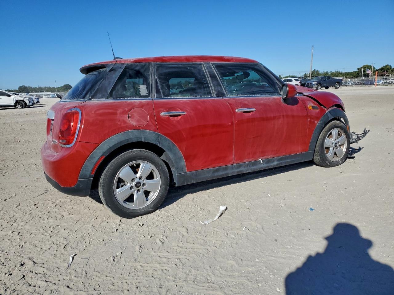 2015 Mini Cooper - Image 3