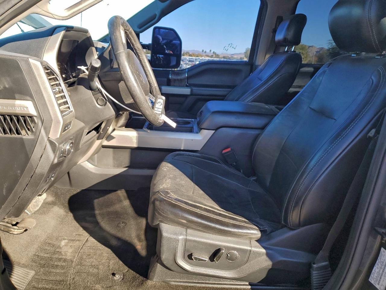 2017 Ford F250 Super Duty - Image 7