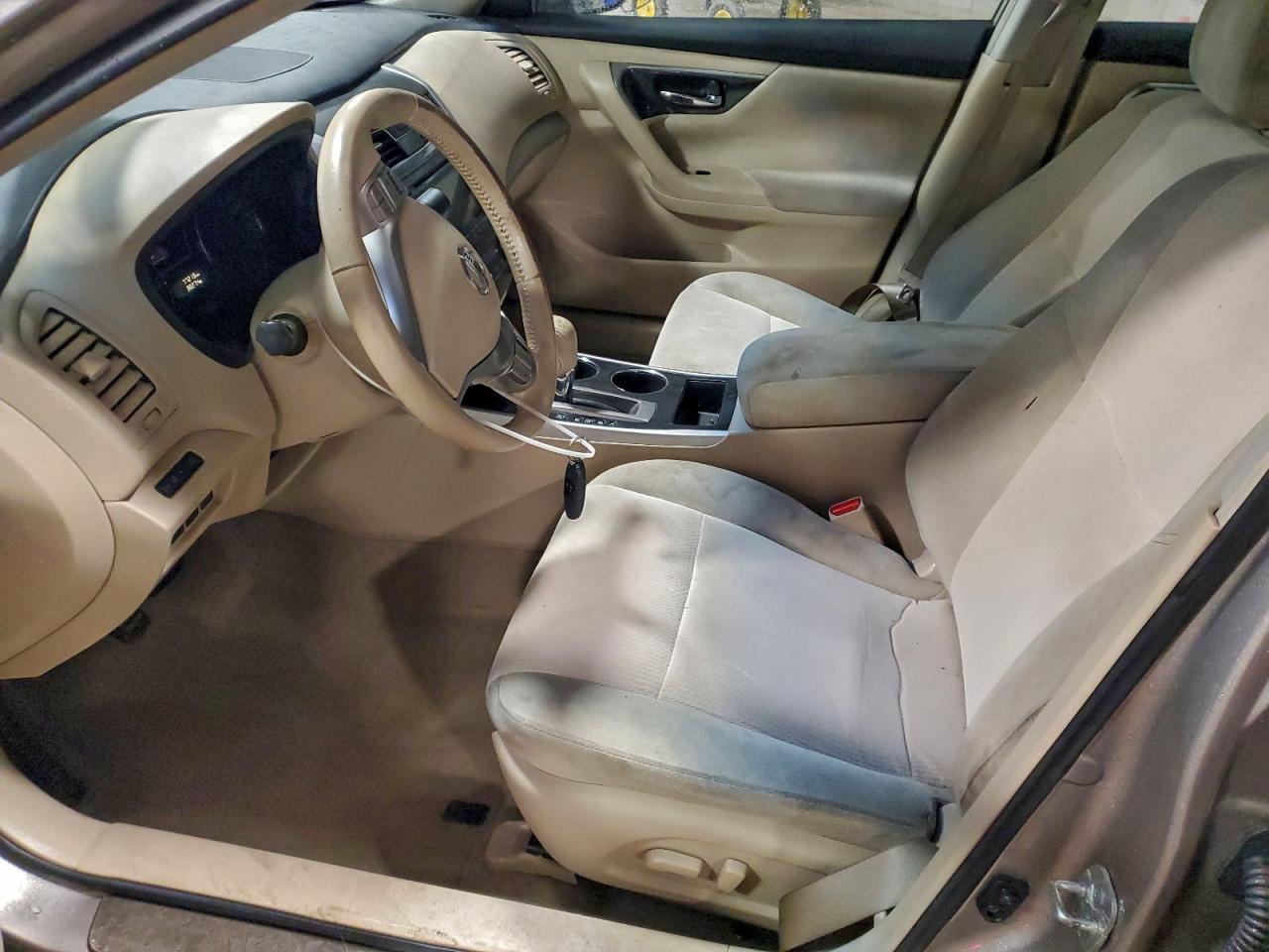 2013 Nissan Altima 2.5 - Фото 7