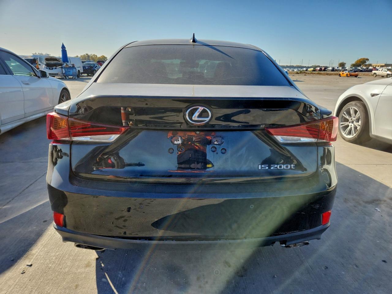 2017 Lexus Is 200T - Фото 6