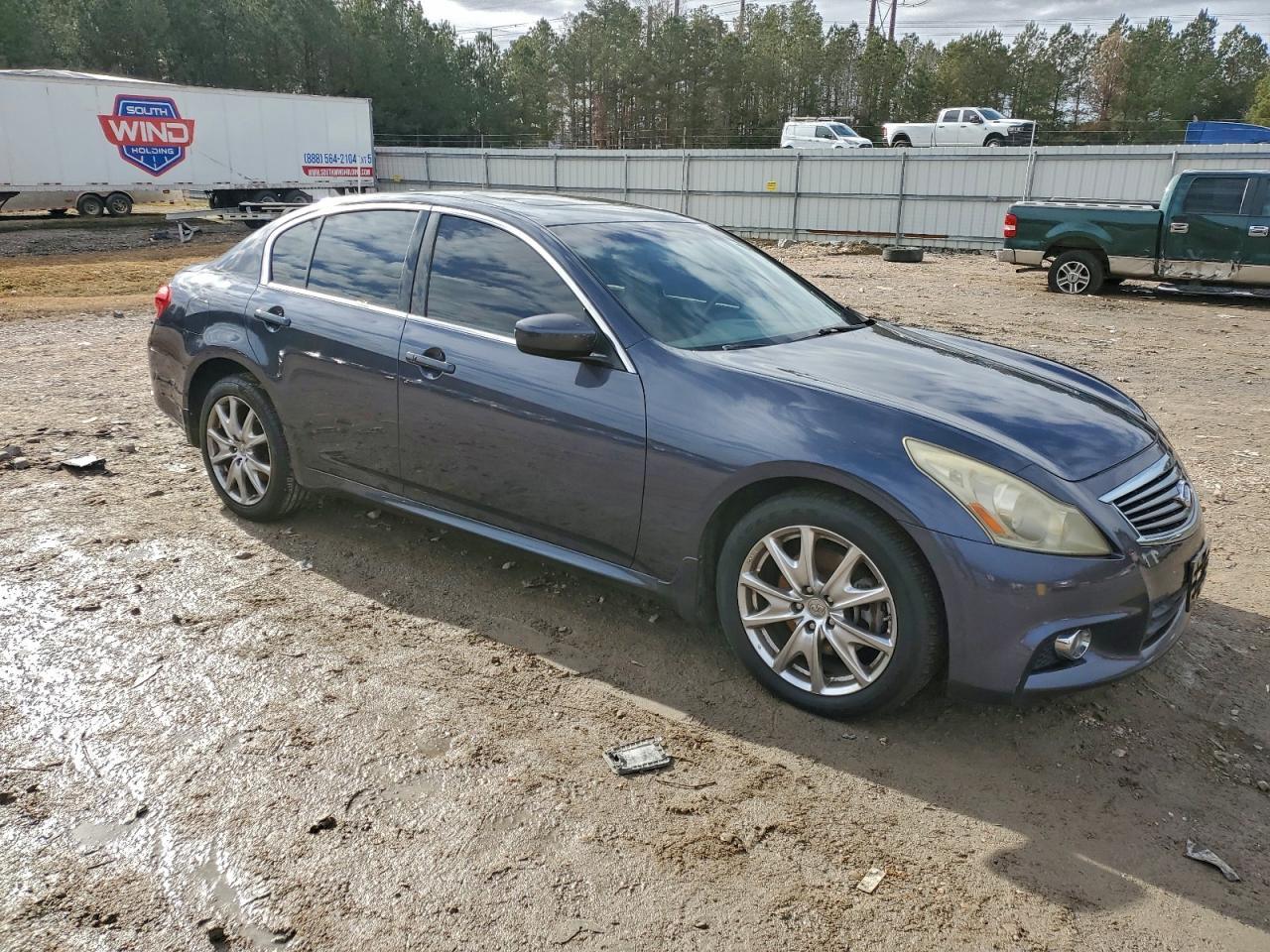 2011 Infiniti G37 - Image 4
