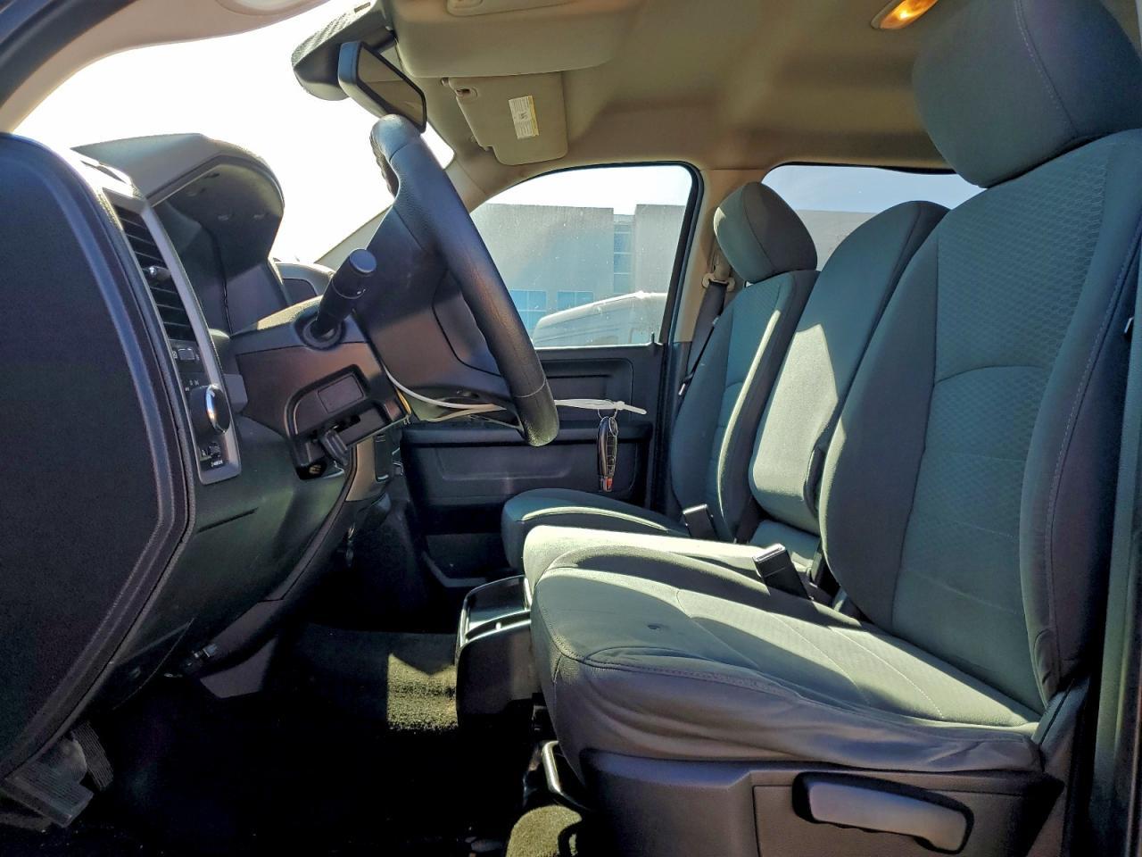 2015 Ram 3500 St - Фото 7