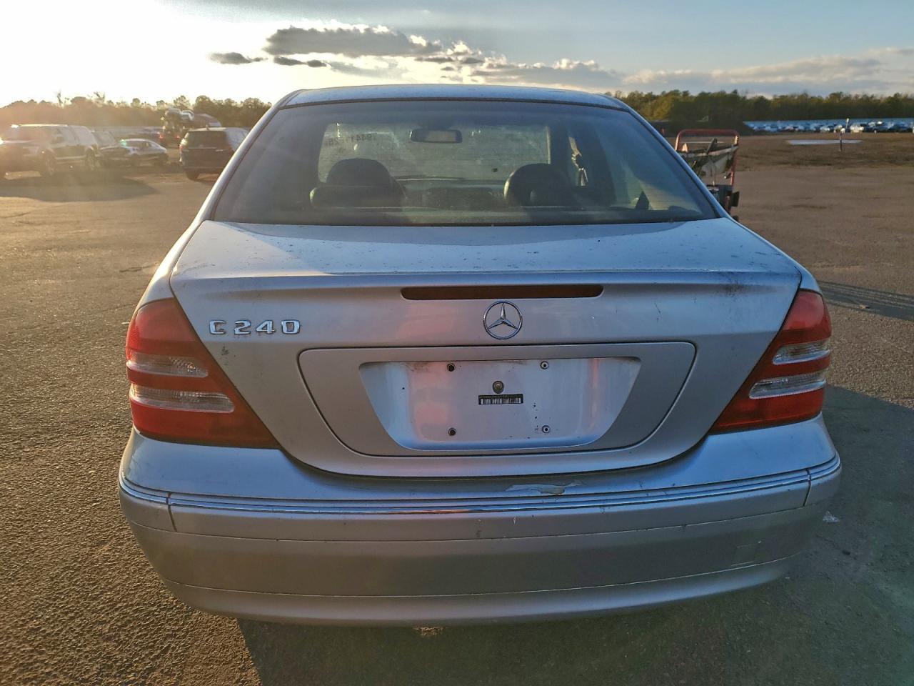 2004 Mercedes-Benz C 240 - Фото 6