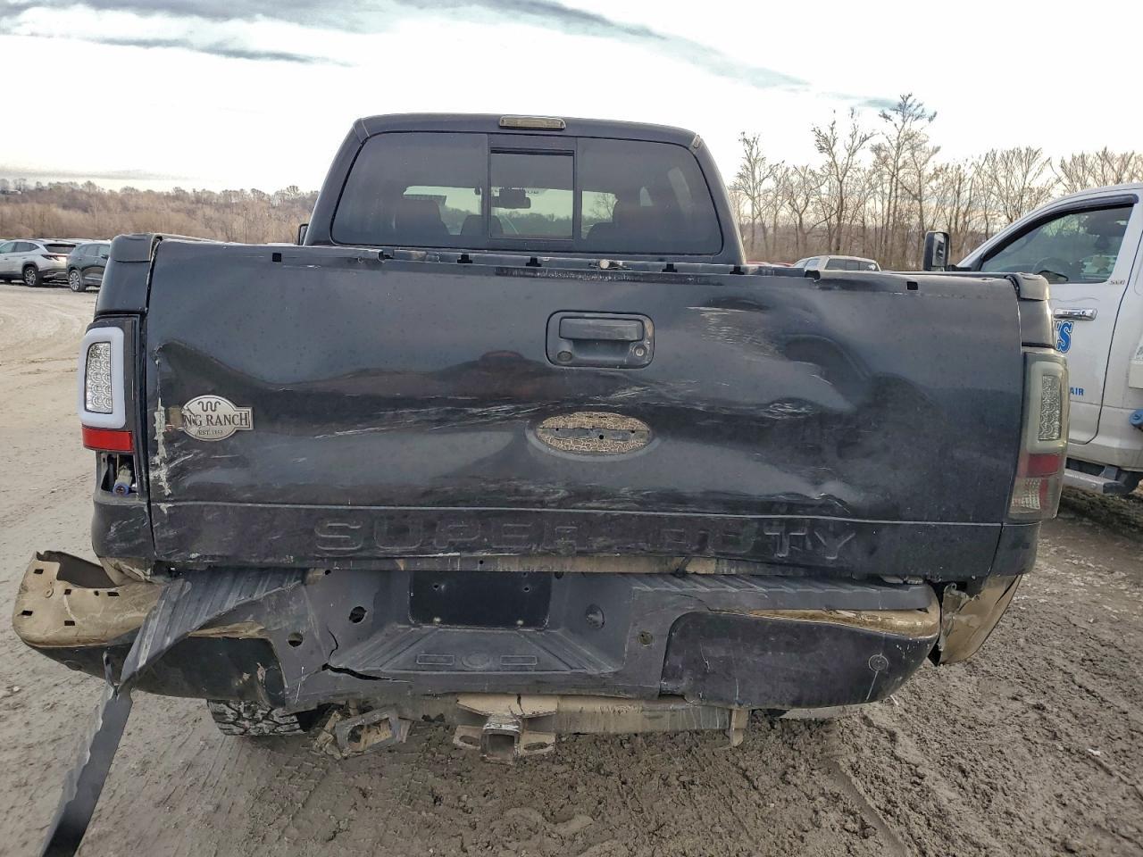 2009 Ford F250 Super Duty - Image 6