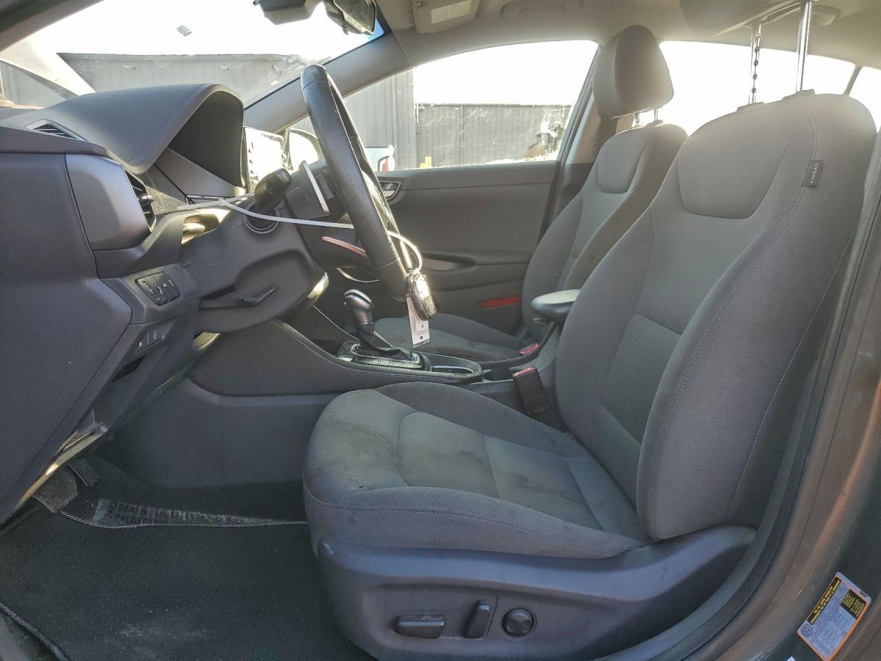 2020 Hyundai Ioniq Se - Фото 7