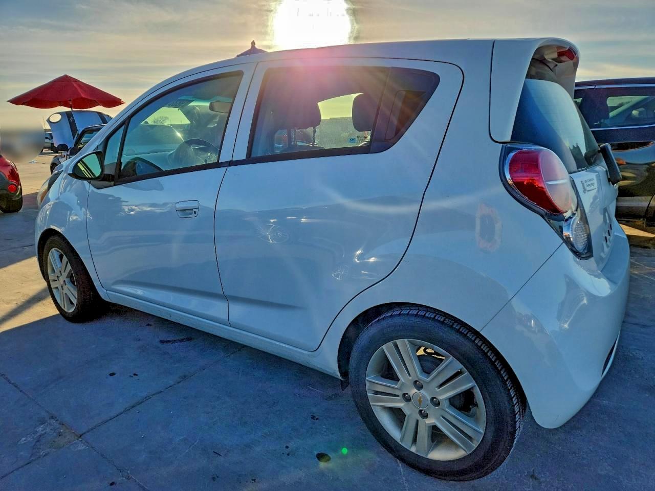 2015 Chevrolet Spark 1Lt - Фото 2