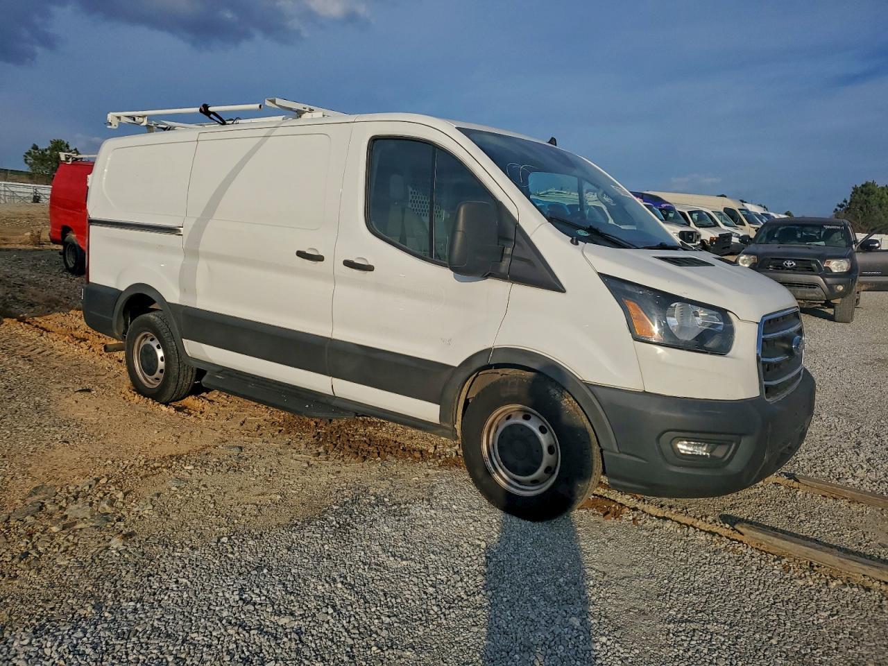 2020 Ford Transit-150 Utility / Service Van - Фото 4