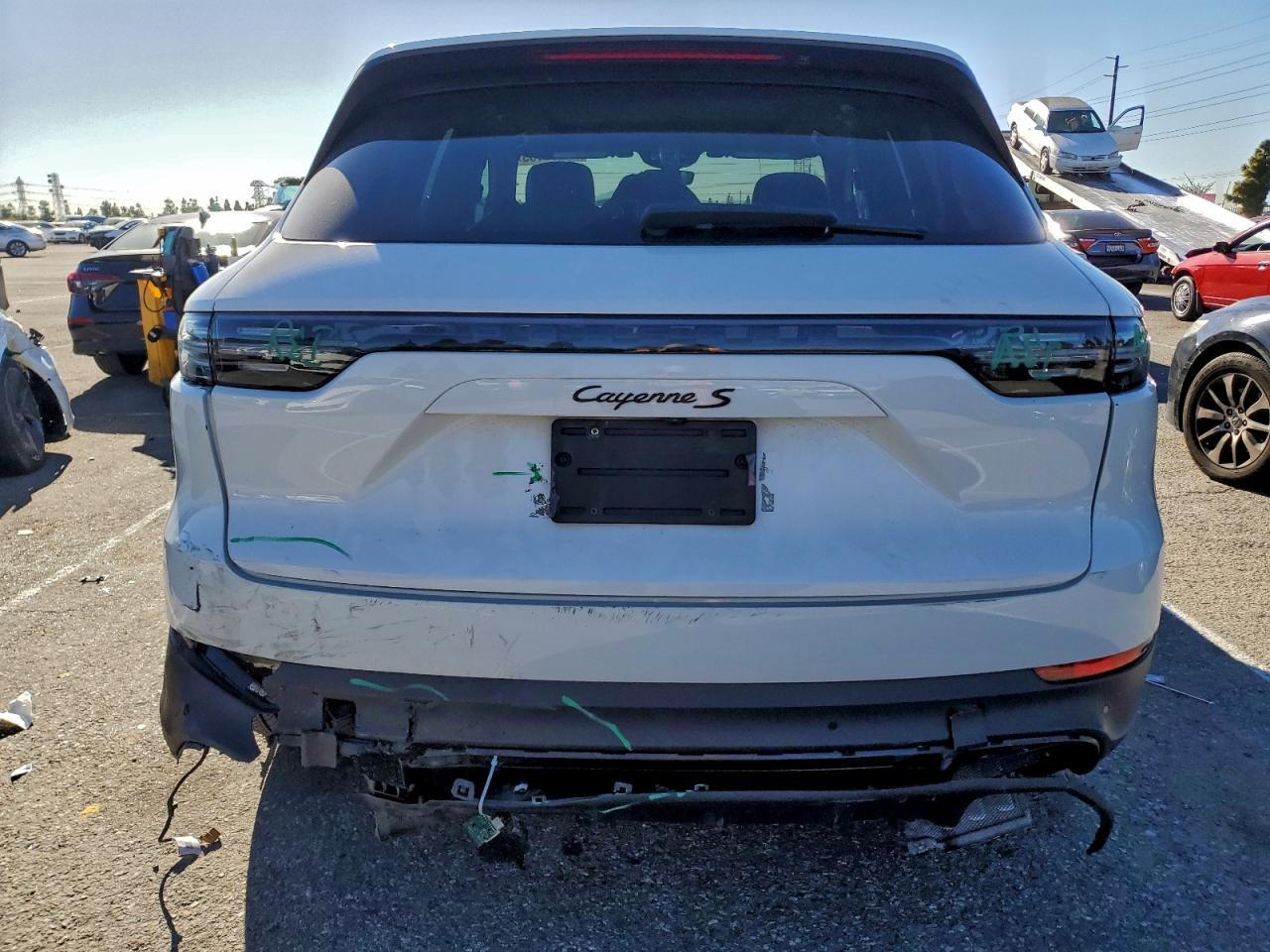 2022 Porsche Cayenne S - Image 6