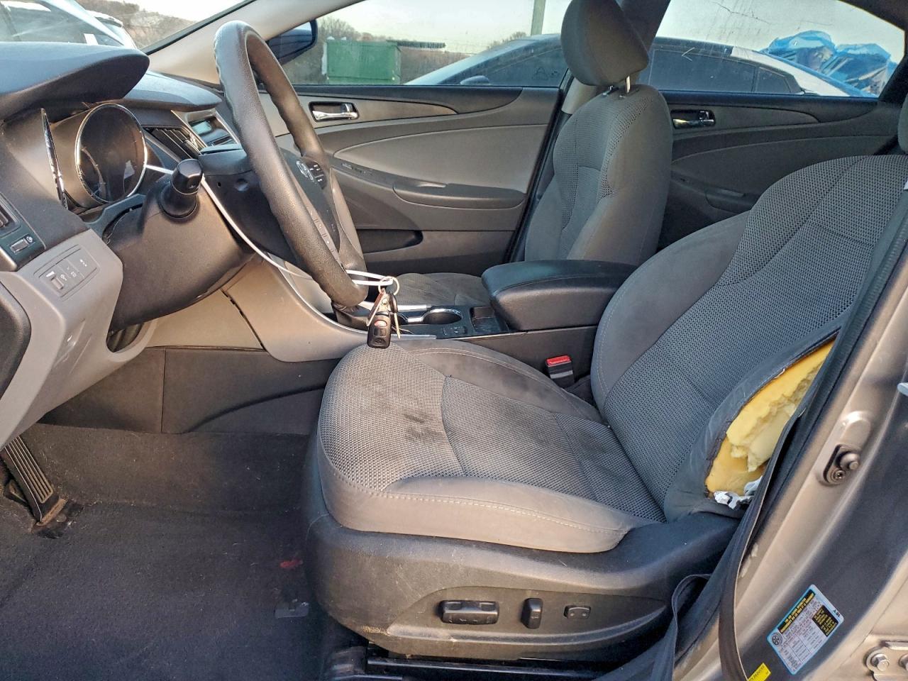 2014 Hyundai Sonata Gls - Image 7
