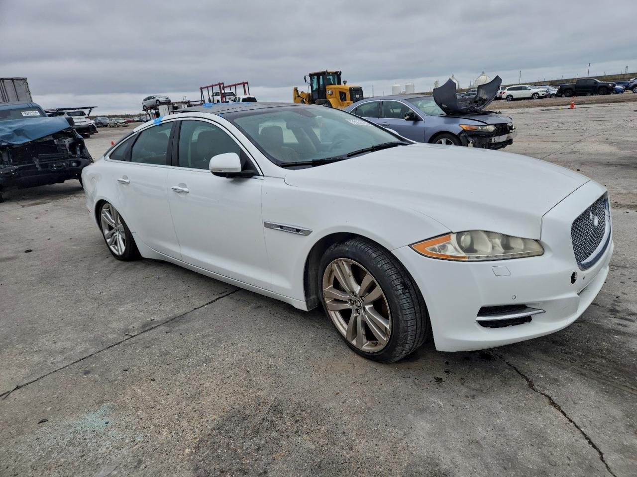 2012 Jaguar Xj - Фото 4