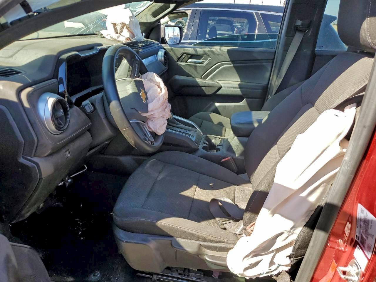 2024 Chevrolet Colorado Lt - Image 7