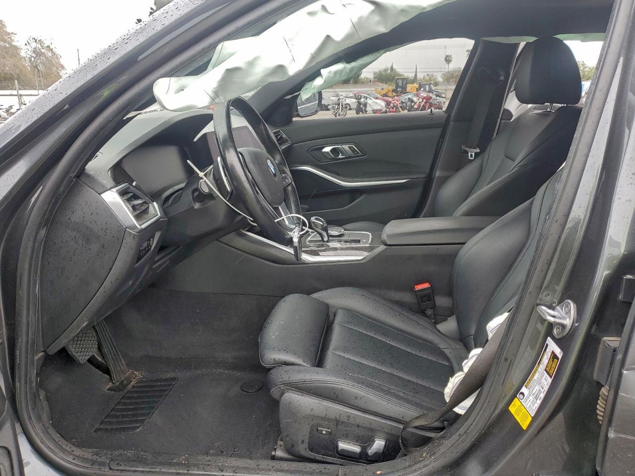 2020 BMW 330I - Фото 7