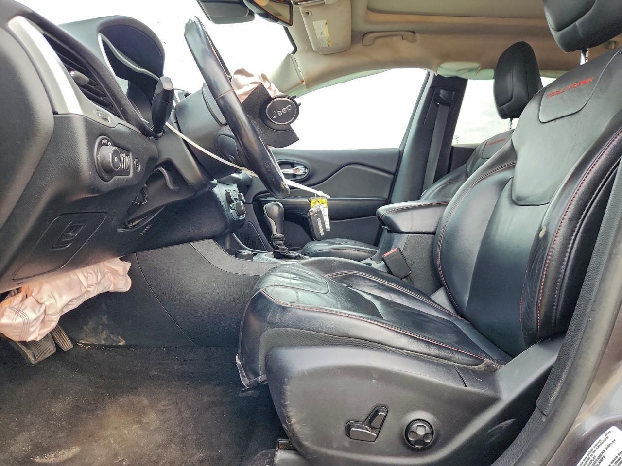 2014 Jeep Cherokee Trailhawk - Image 7