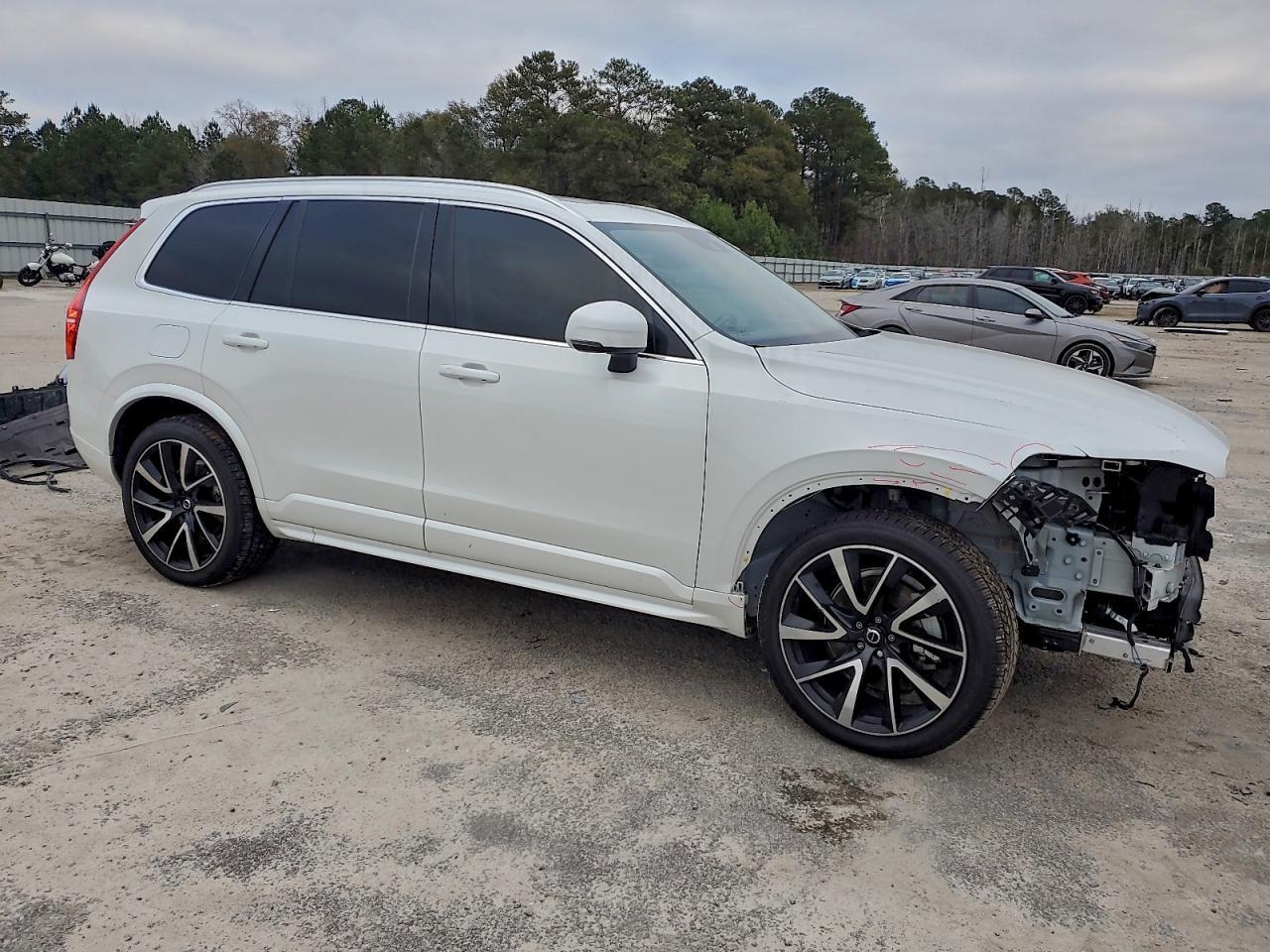 2022 Volvo Xc90 T6 Momentum - Фото 4