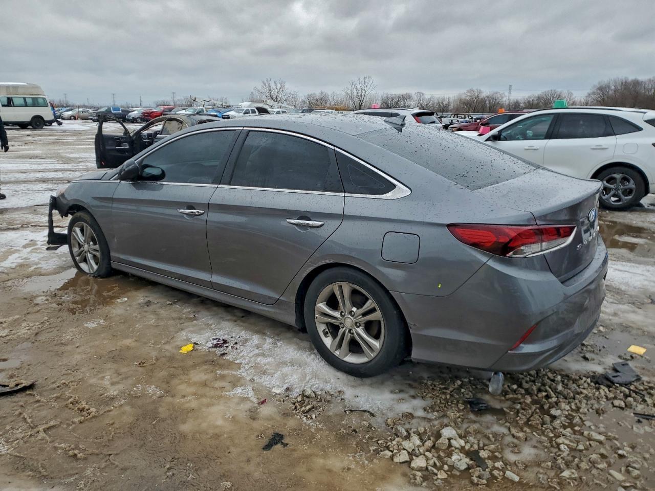 2019 Hyundai Sonata Limited - Image 2