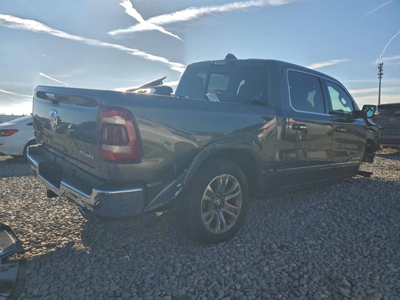 2022 Ram 1500 Limited - Фото 3