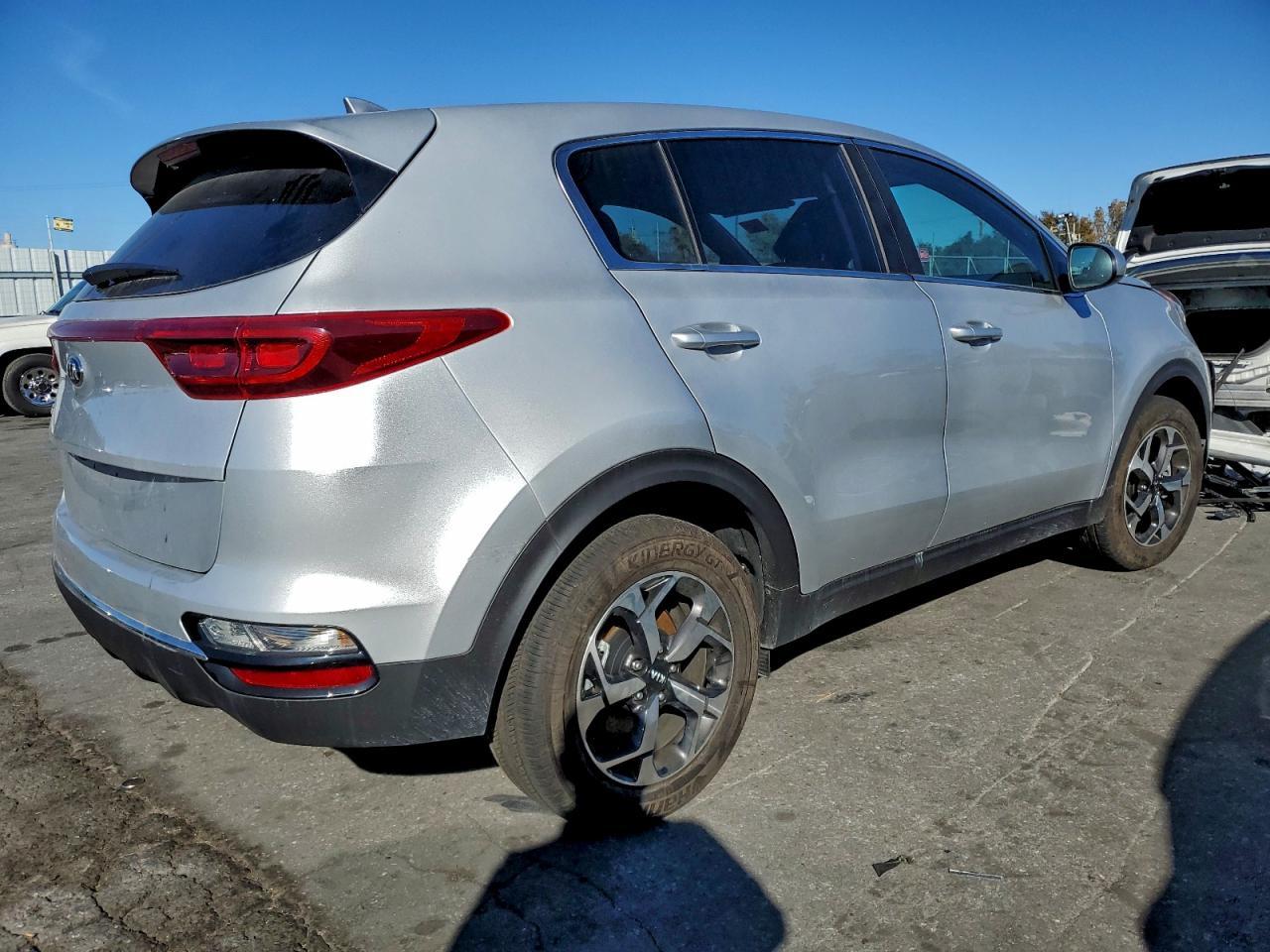 2022 Kia Sportage Lx - Фото 3