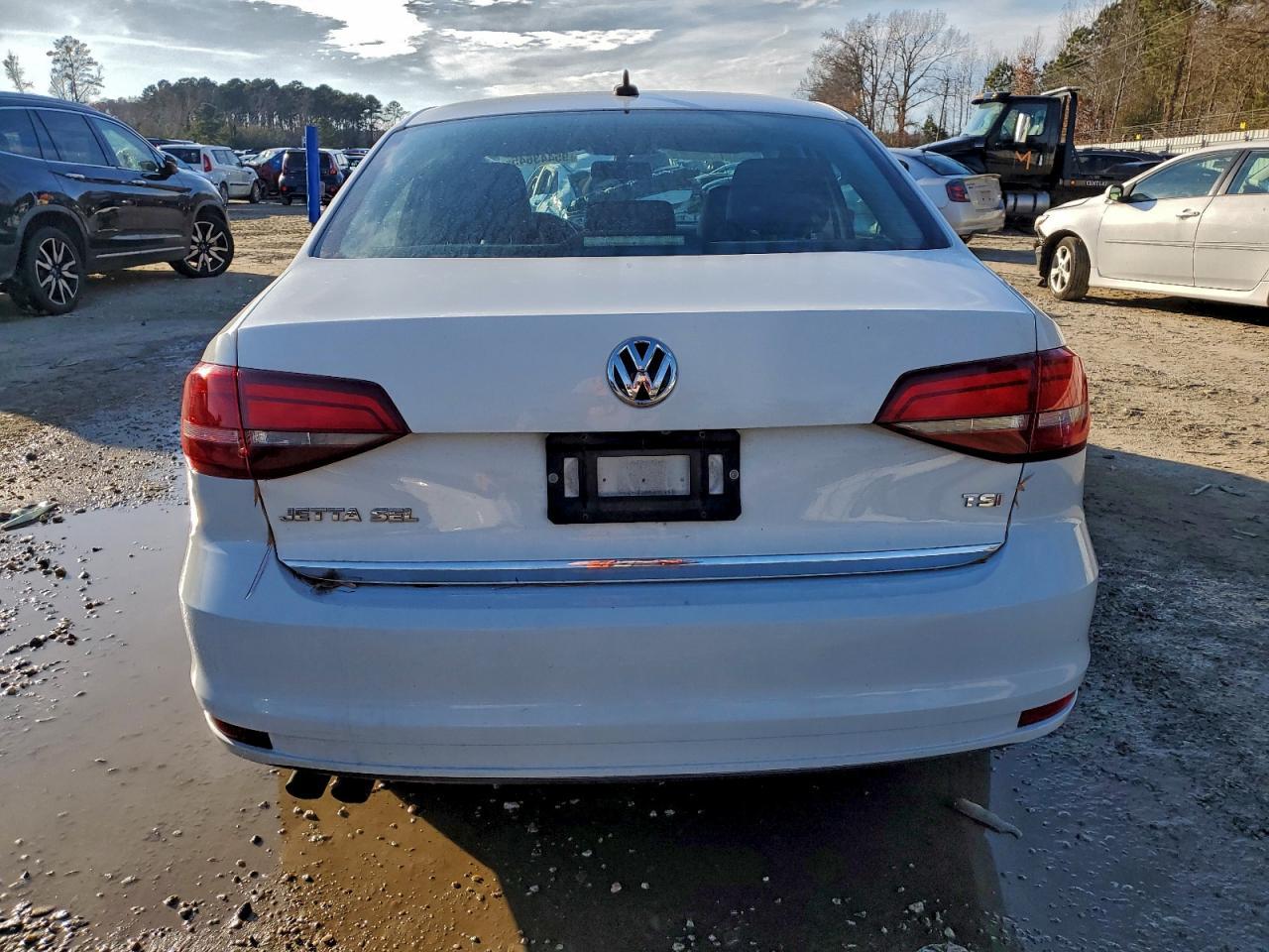 2017 Volkswagen Jetta Sel - Image 6