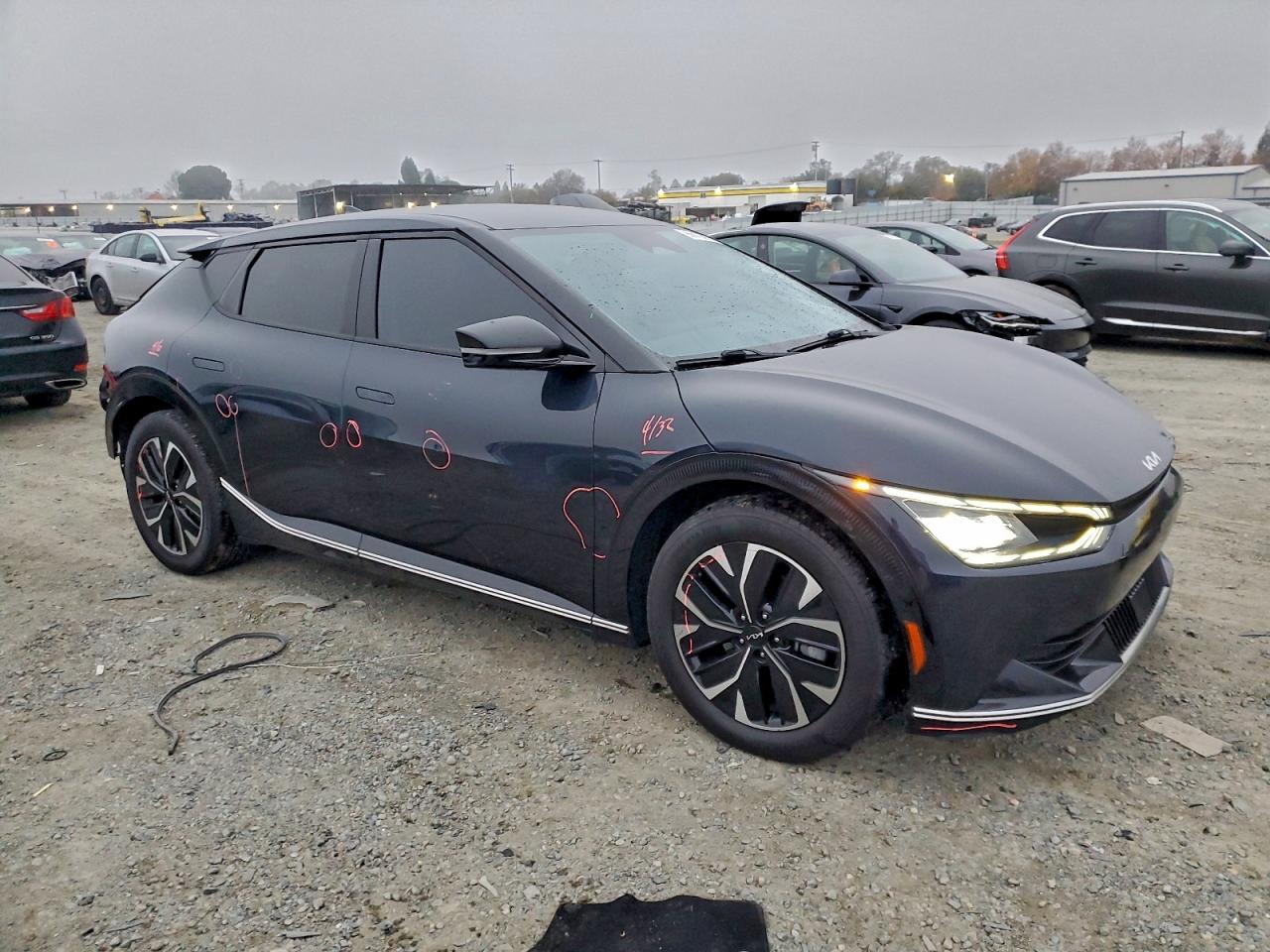 2022 Kia Ev6 Light - Фото 4