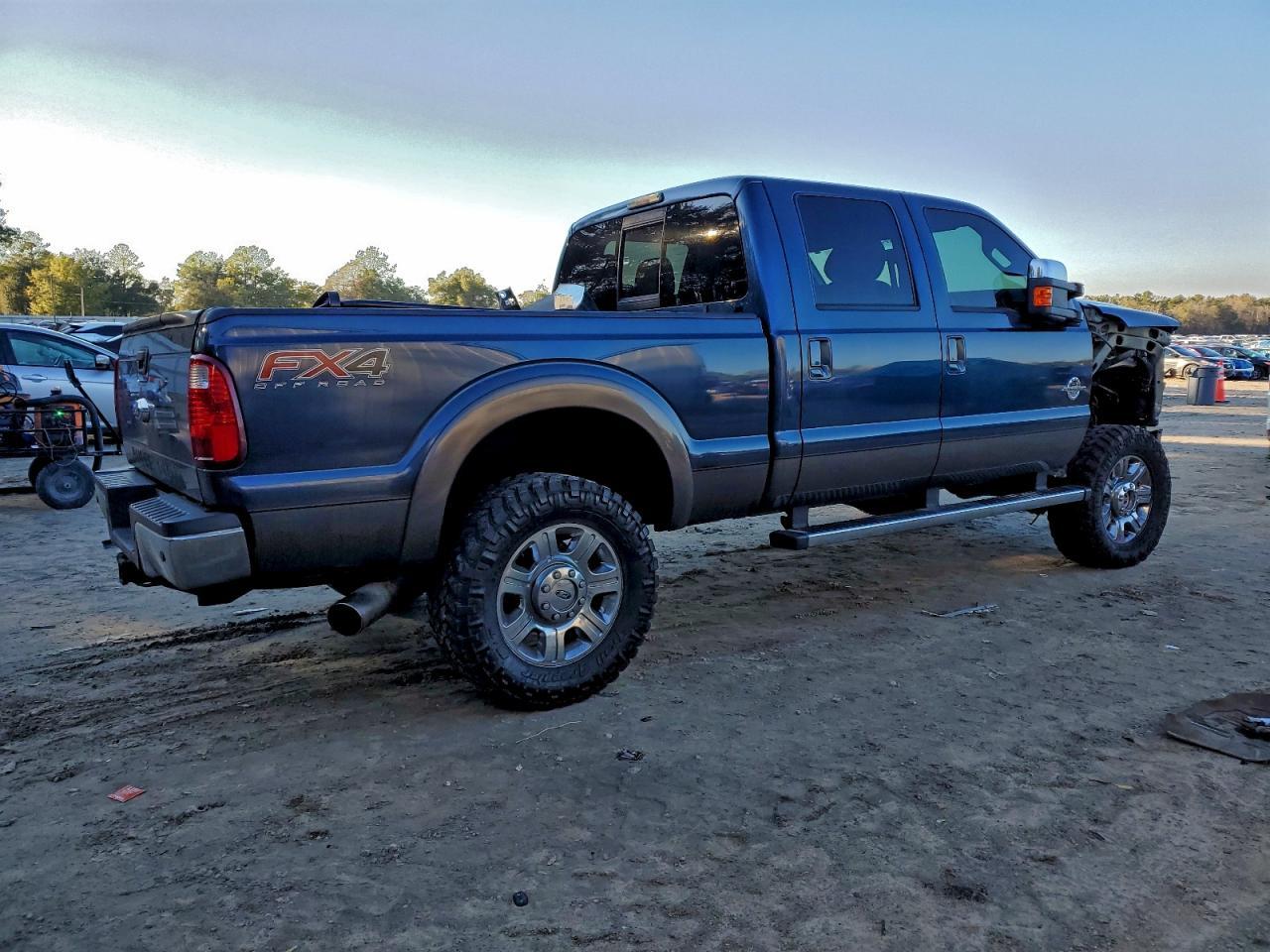2016 Ford F250 Super Duty - Image 3