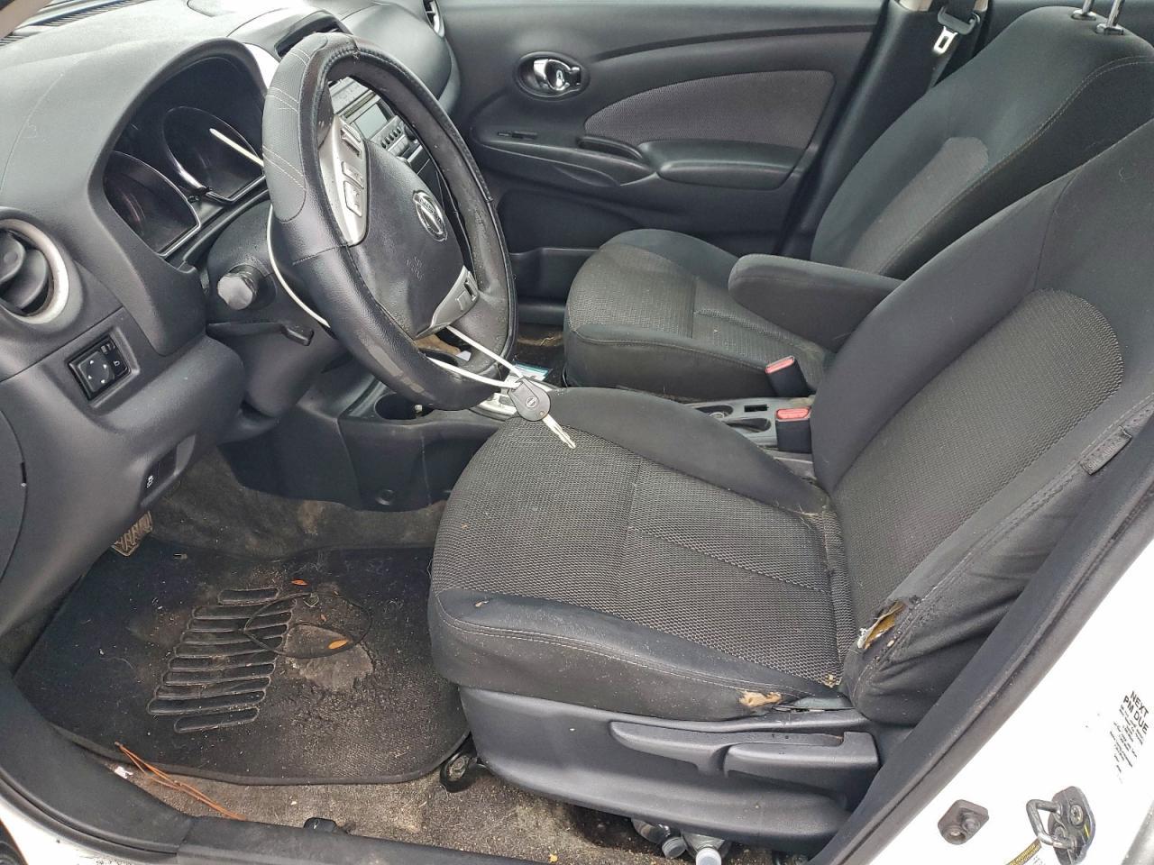 2016 Nissan Versa S - Фото 7