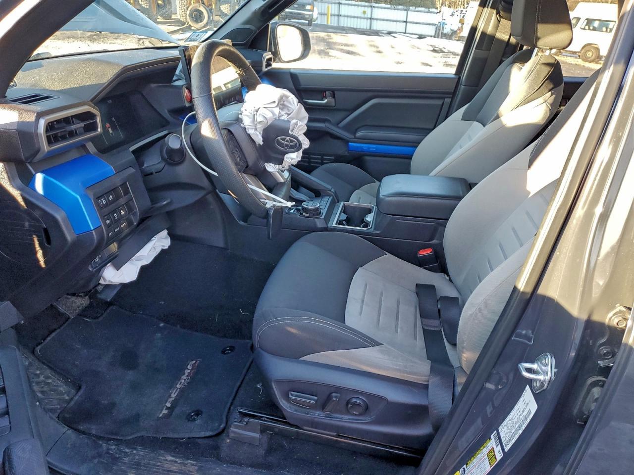 2024 Toyota Tacoma Double Cab - Image 7