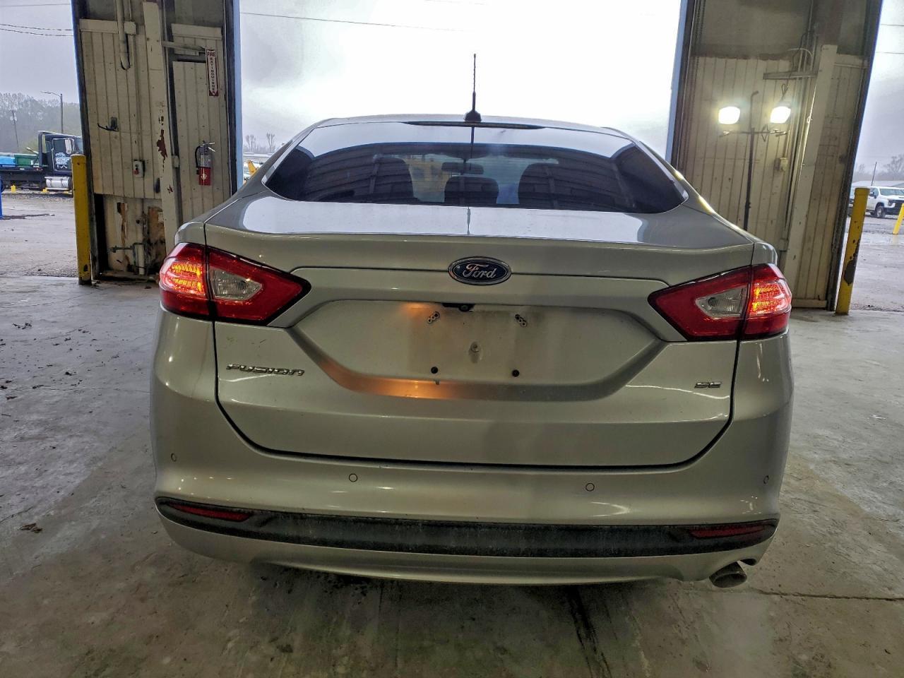 2016 Ford Fusion Se - Image 6