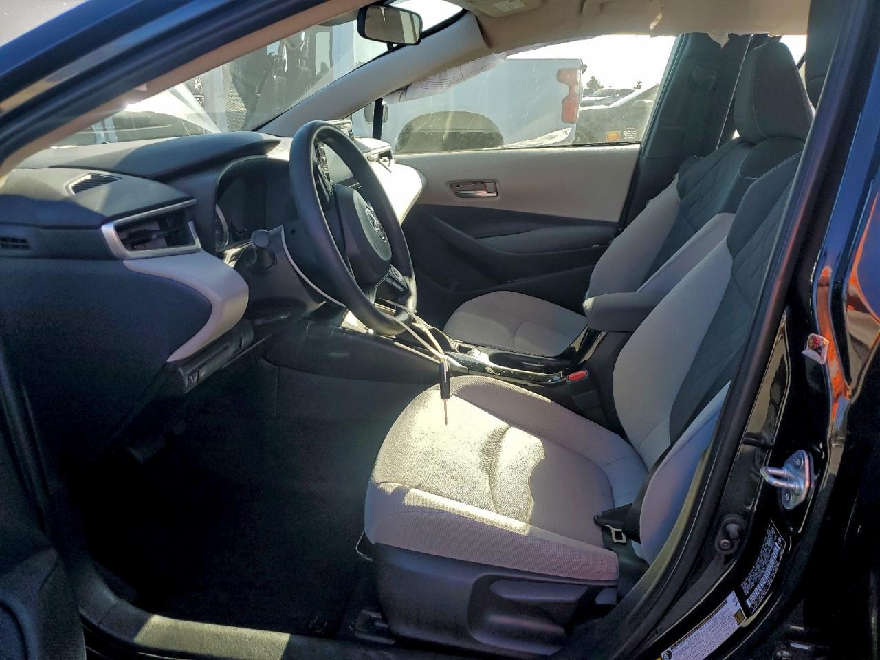 2020 Toyota Corolla Le - Image 7