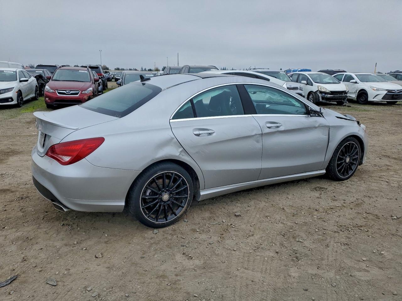2014 Mercedes-Benz Cla 250 - Фото 3