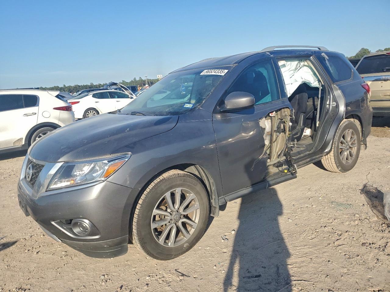 2015 Nissan Pathfinder S