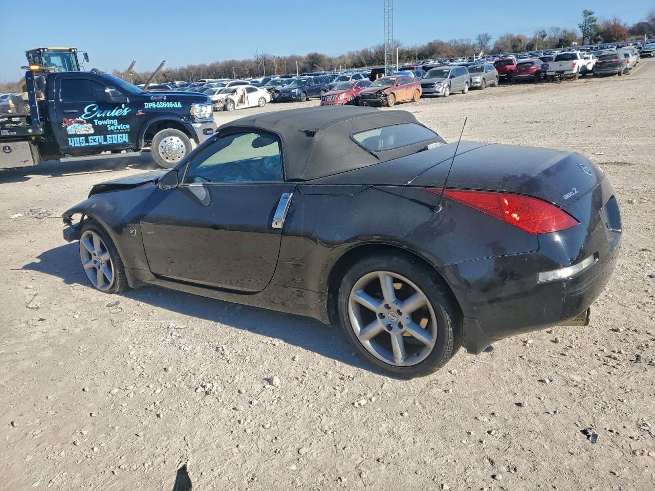 2004 Nissan 350Z Roadster - Image 2