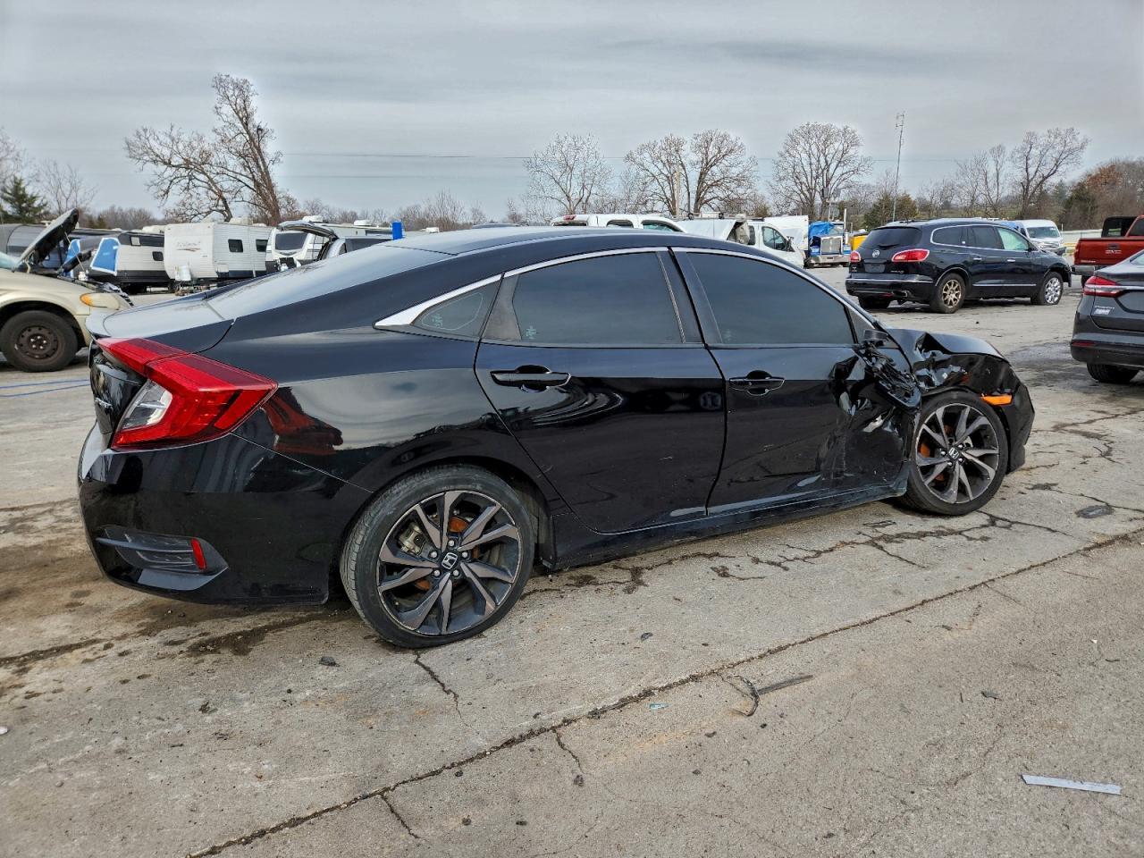 2020 Honda Civic Sport - Фото 3