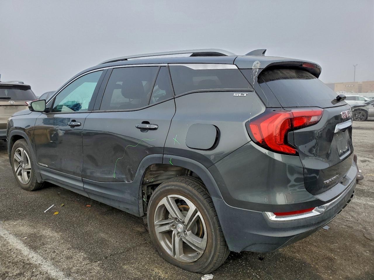 2020 GMC Terrain Slt - Image 2