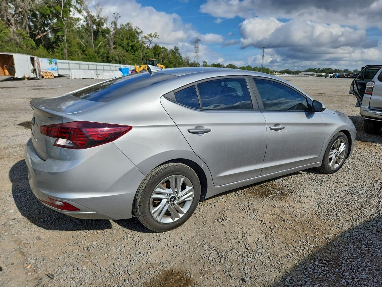 2020 Hyundai Elantra Sel - Image 3