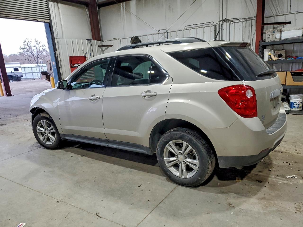 2013 Chevrolet Equinox Lt - Image 2