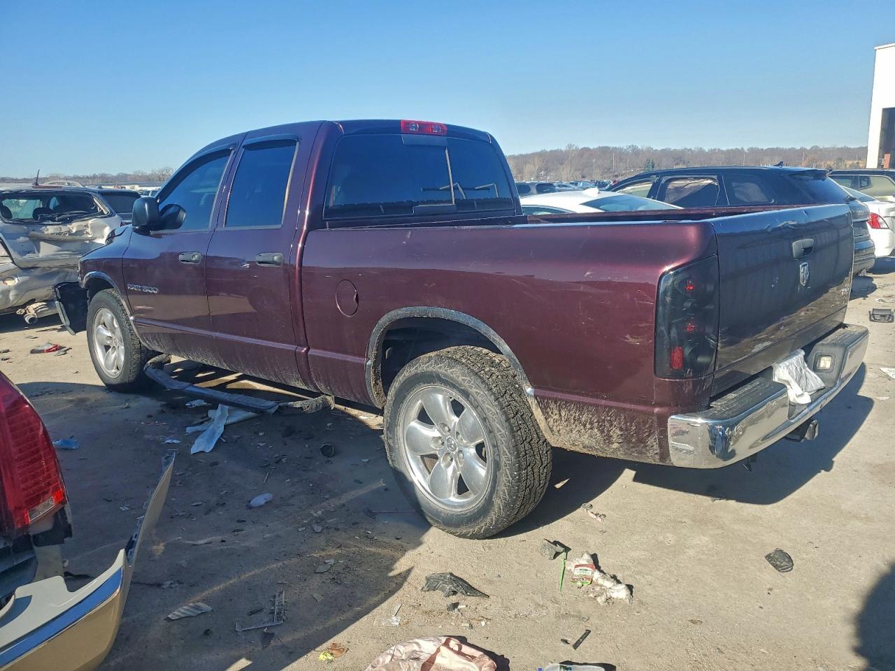 2005 Dodge Ram 1500 St - Фото 2