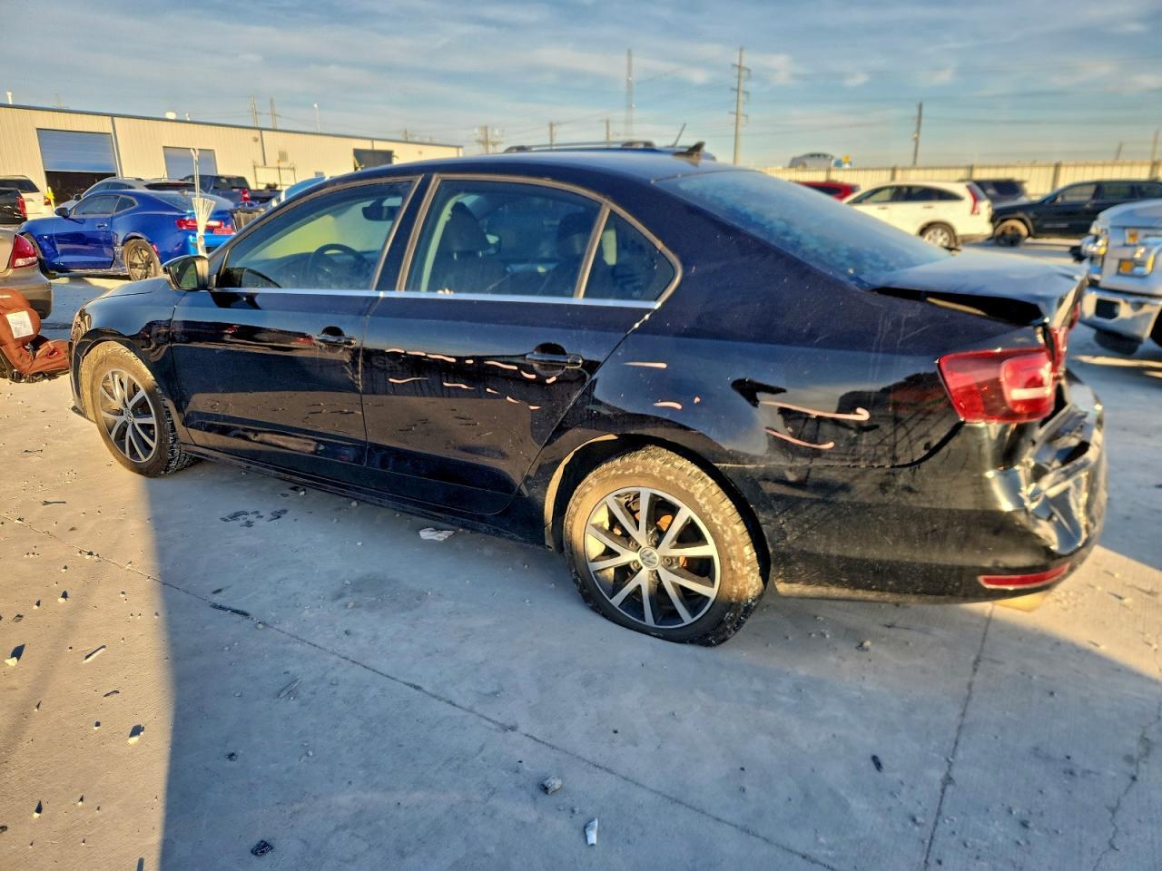 2017 Volkswagen Jetta Se - Image 2