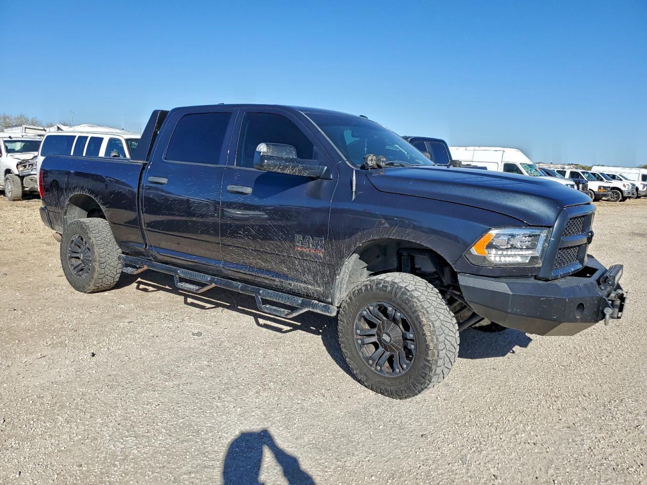 2016 Ram 2500 St - Image 4